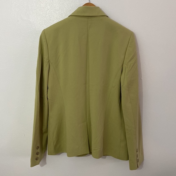 Women’s Blazer - Picture 7 of 8